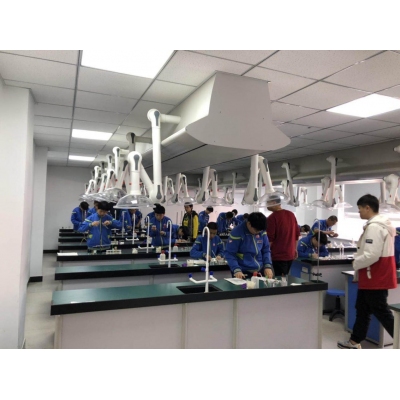 东方教具●化学实验室1