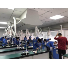 东方教具●化学实验室1